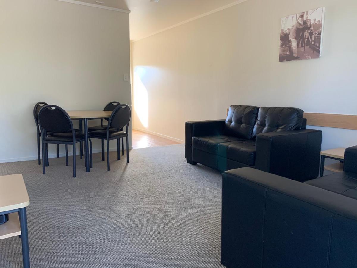 Captain Cook Motor Lodge Gisborne Buitenkant foto