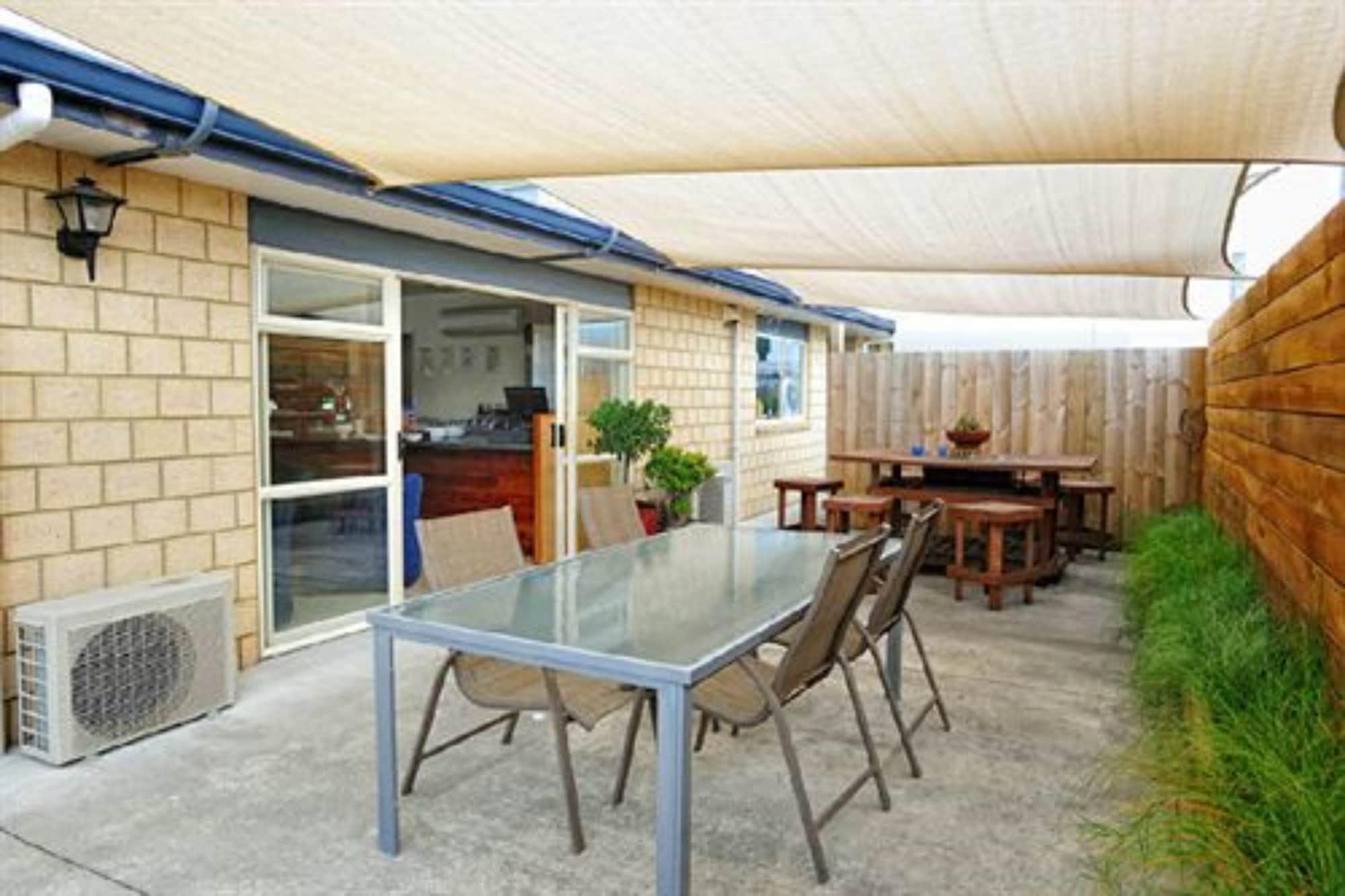 Captain Cook Motor Lodge Gisborne Buitenkant foto
