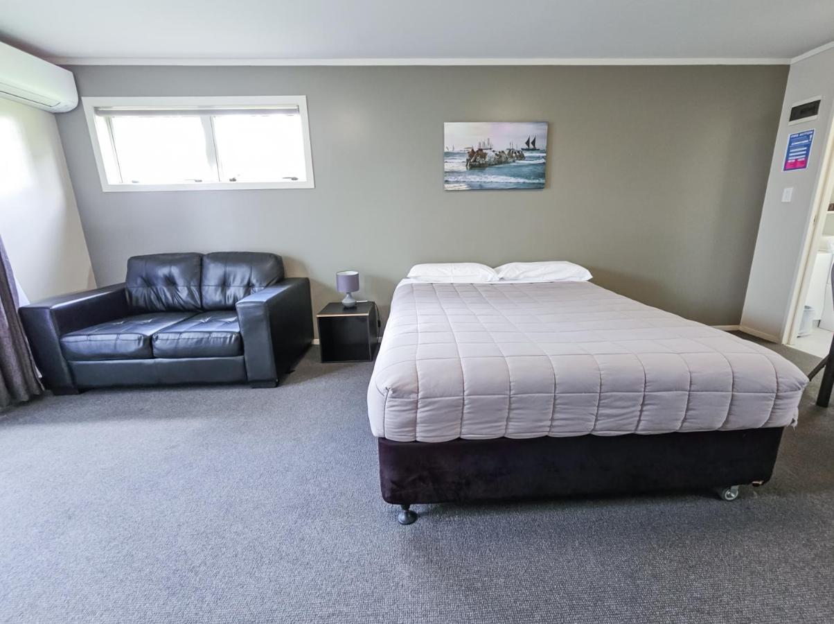 Captain Cook Motor Lodge Gisborne Buitenkant foto
