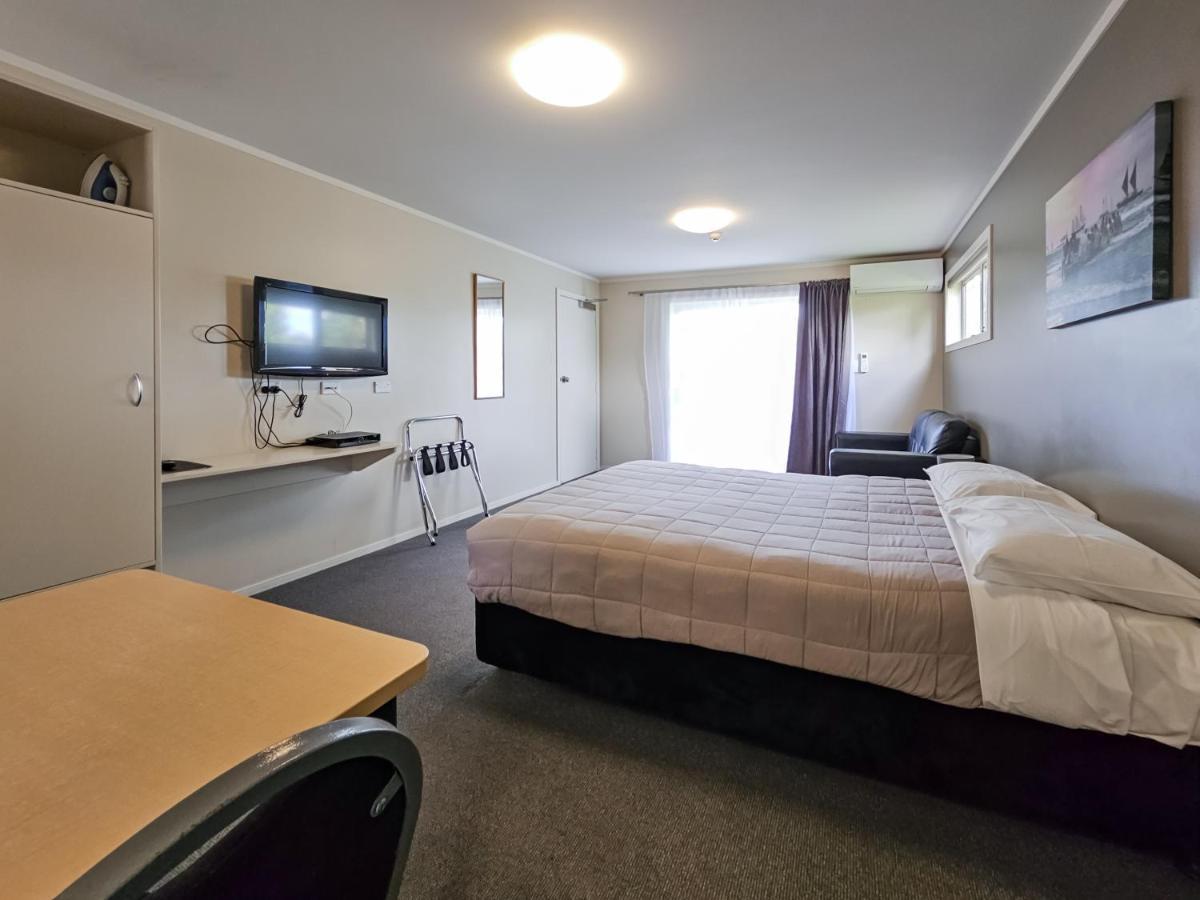 Captain Cook Motor Lodge Gisborne Buitenkant foto