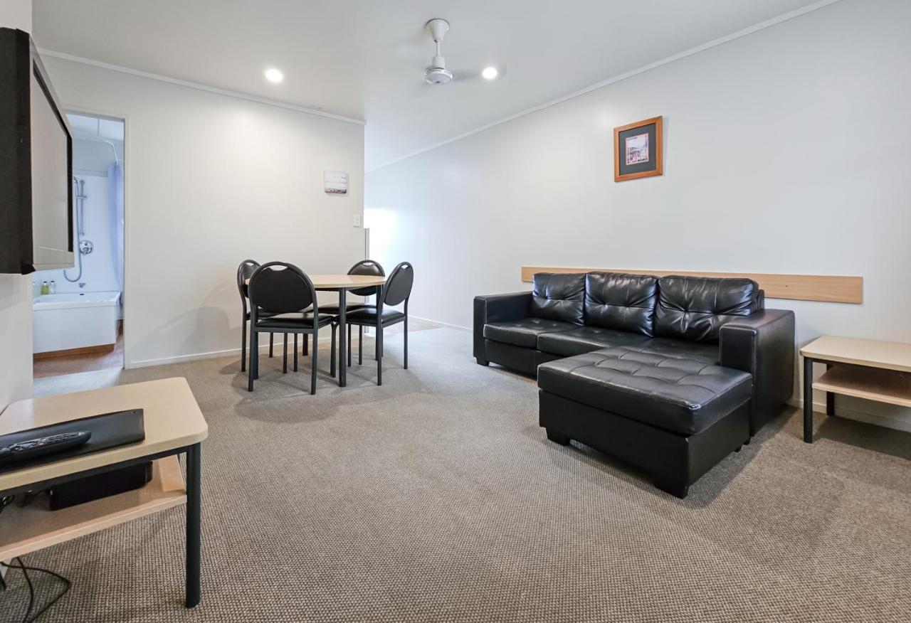 Captain Cook Motor Lodge Gisborne Buitenkant foto